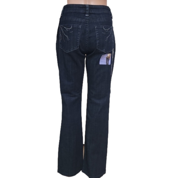 Lee Denim - 𝅺Lee lower on Waist bootcut stretch jeans (code-B067)